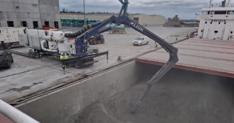 Lion Bulk Handling Unloader at work